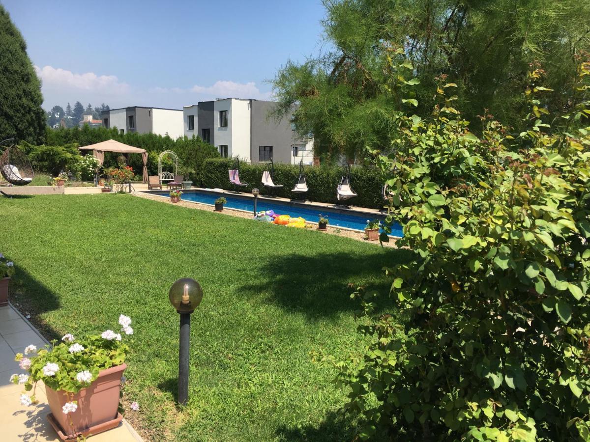 Sea Dream Rental Apartments فارنا المظهر الخارجي الصورة