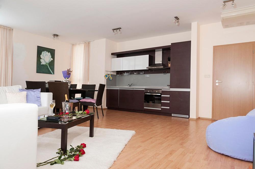 Sea Dream Rental Apartments فارنا المظهر الخارجي الصورة